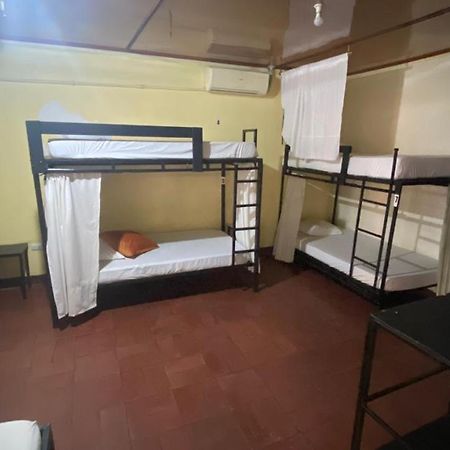 Hostel Pura Vida En Liberia Extérieur photo