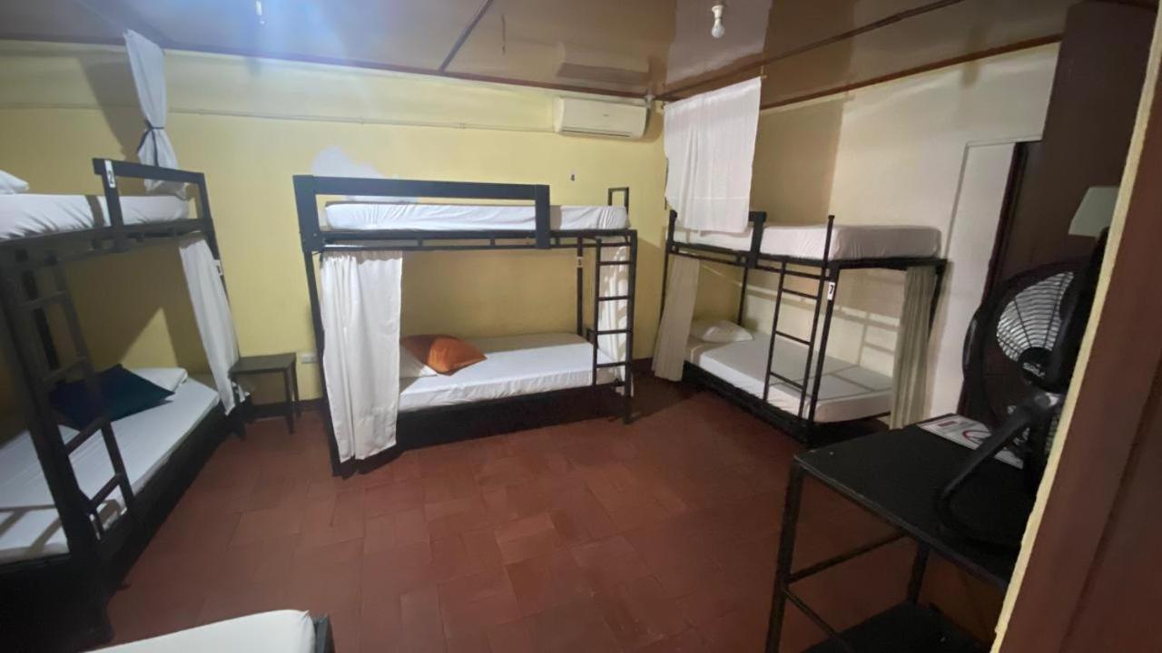 Hostel Pura Vida En Liberia Extérieur photo